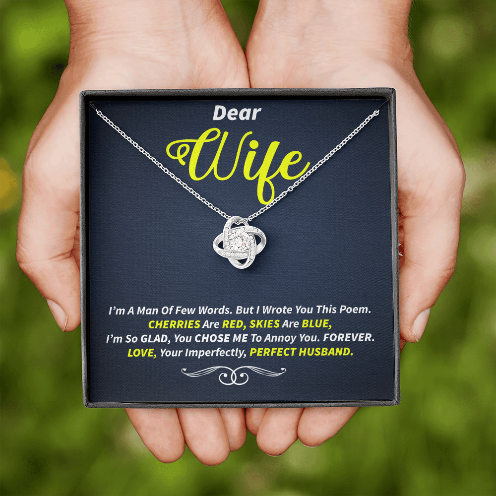 Wife - I'm A Man Of Few Words Love Knot Necklace Message Card