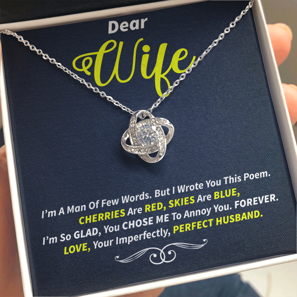 Wife - I'm A Man Of Few Words Love Knot Necklace Message Card