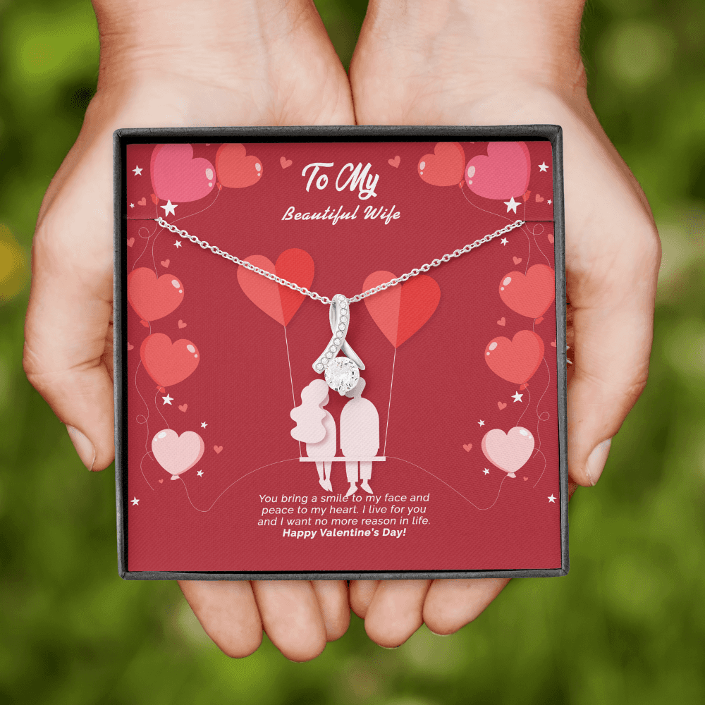 Wife - You Bring A Smile To My Face - Alluring Beauty Infinity Necklace Message Card