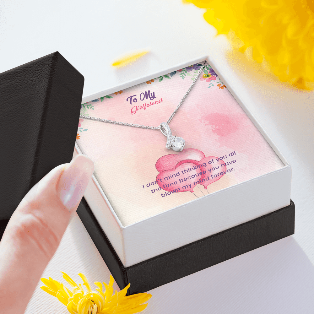 Girlfriend - I Don't Mind Thinking Of You - Alluring Beauty Infinity Necklace Message Card