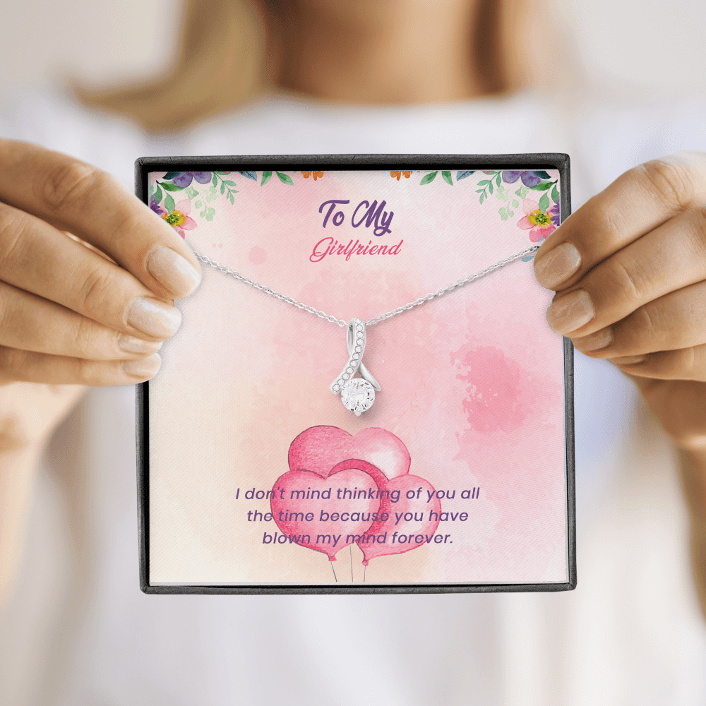 Girlfriend - I Don't Mind Thinking Of You - Alluring Beauty Infinity Necklace Message Card