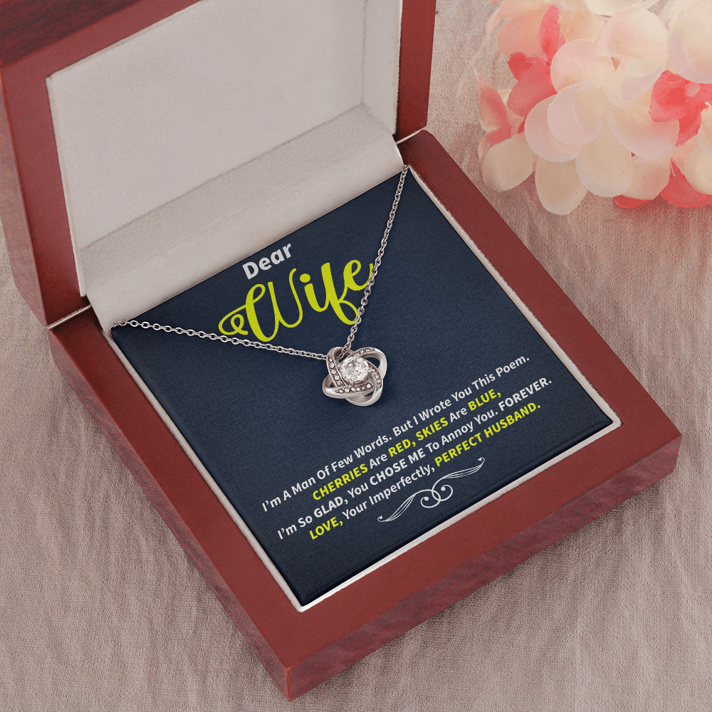 Wife - I'm A Man Of Few Words Love Knot Necklace Message Card